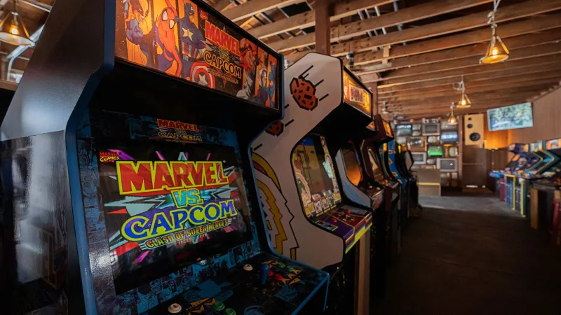 Gabinetes Fantasma: Los Coleccionistas Peruanos Que Están Resucitando las Máquinas Arcade Que el Mundo Nunca Conoció